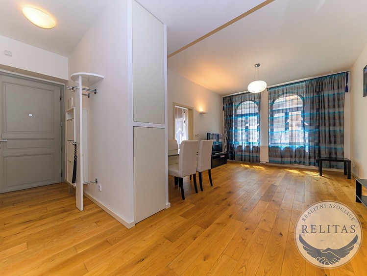Pronájem bytu 2+kk 48 m² - foto 2