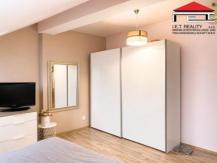 Pronájem bytu 3+kk 100 m² - foto 5