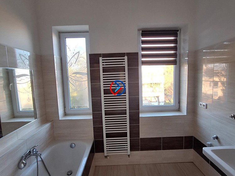 Pronájem bytu 3+kk 100 m² (Jednopodlažní) - foto 6