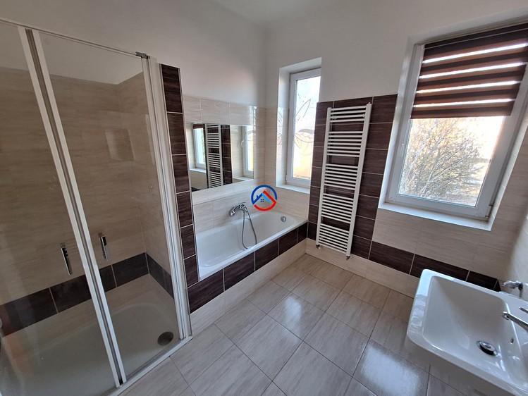 Pronájem bytu 3+kk 100 m² (Jednopodlažní) - foto 8