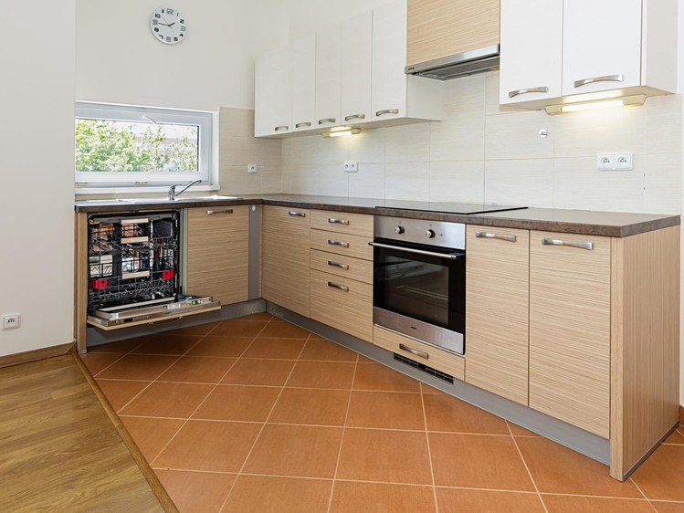 Pronájem bytu 3+kk 80 m² - foto 5