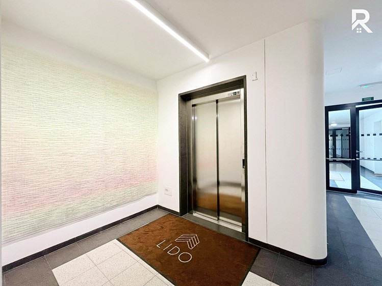 Pronájem bytu 1+kk 27 m² - foto 5