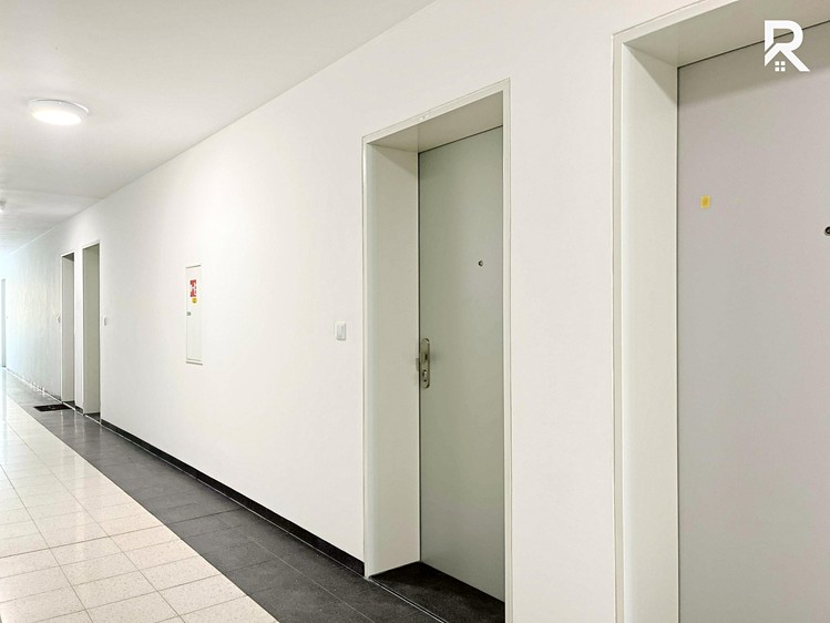 Pronájem bytu 1+kk 27 m² - foto 8