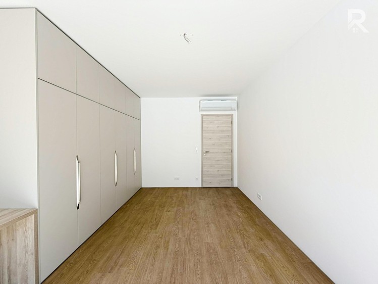 Pronájem bytu 2+kk 60 m² - foto 5