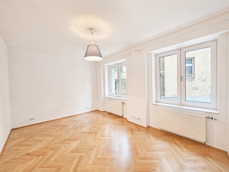 Pronájem bytu 2+kk 70 m² - foto 7