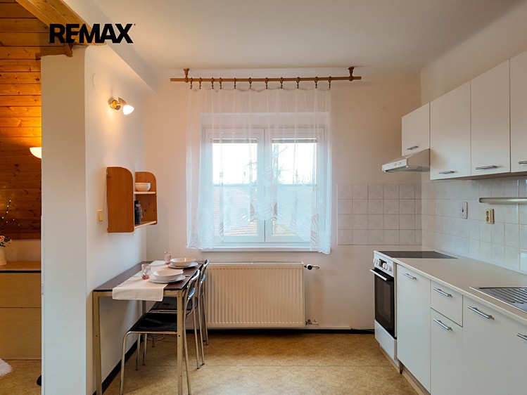 Pronájem bytu 1+kk 41 m² - foto 3