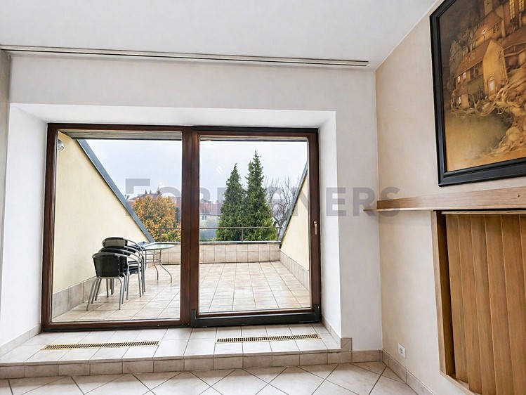 Pronájem bytu 3+1 120 m² - foto 2