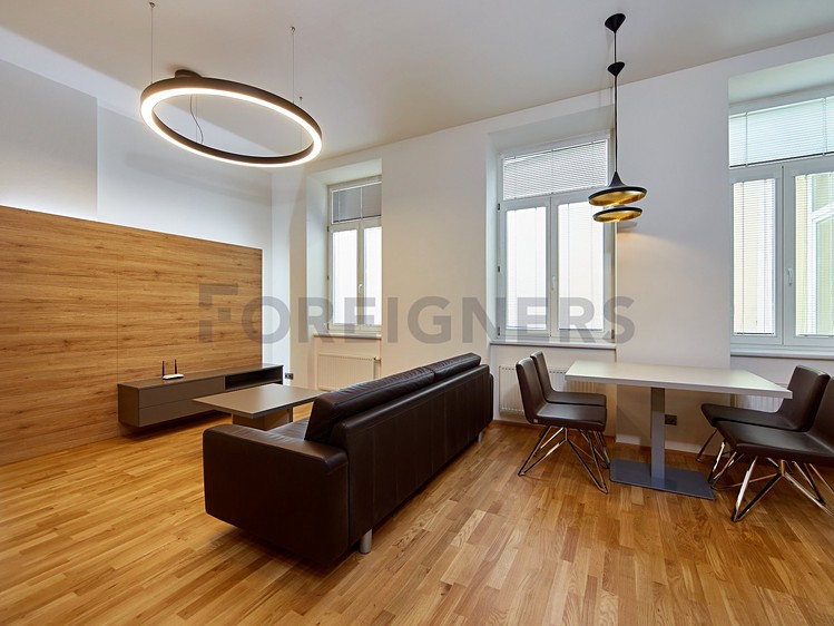 Pronájem bytu 2+kk 62 m² - foto 2