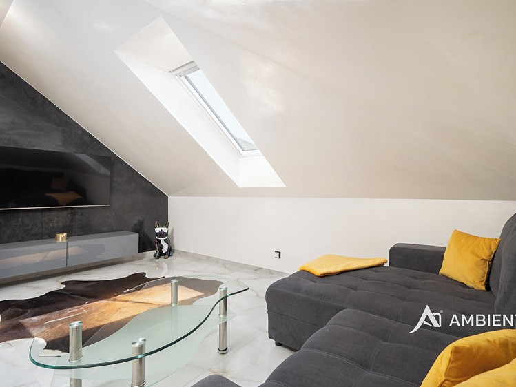 Pronájem bytu 3+kk 54 m² - foto 1