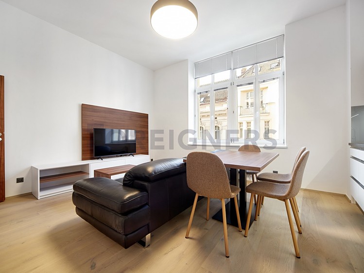Pronájem bytu 3+kk 80 m² - foto 3