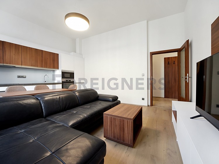 Pronájem bytu 3+kk 80 m² - foto 2