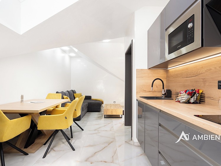 Pronájem bytu 3+kk 54 m² - foto 1