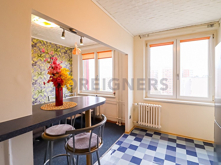 Pronájem bytu 3+1 82 m² - foto 2