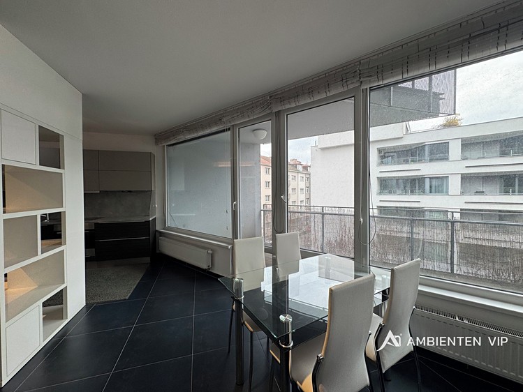 Pronájem bytu 3+kk 83 m² - foto 8