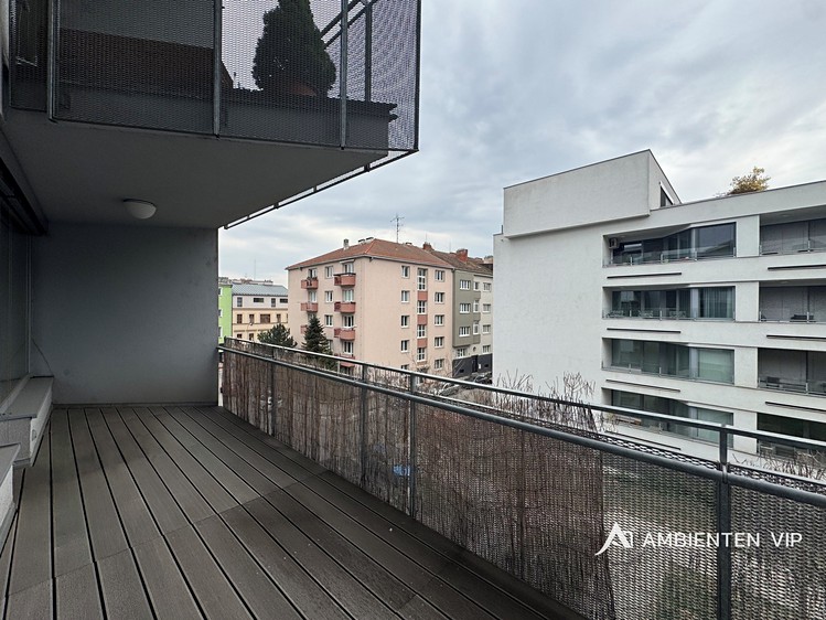 Pronájem bytu 3+kk 83 m² - foto 6