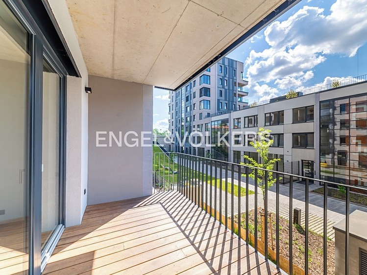 Pronájem bytu 2+kk 56 m² - foto 2