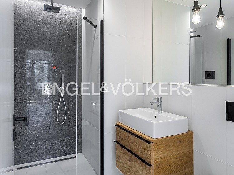 Pronájem bytu 2+kk 56 m² - foto 5