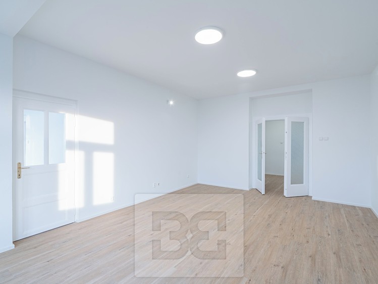 Pronájem bytu 3+1 110 m² - foto 8