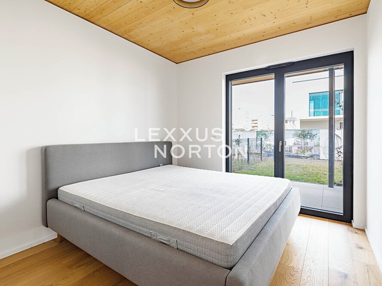 Pronájem bytu 3+kk 68 m² - foto 6