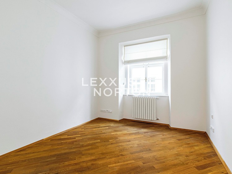 Pronájem bytu 4+1 170 m² - foto 8