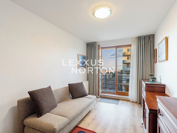 Pronájem bytu 3+kk 100 m² - foto 2