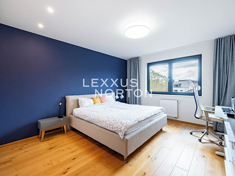 Pronájem bytu 3+kk 93 m² - foto 2