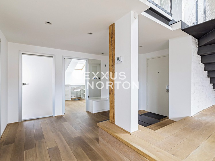 Pronájem bytu 4+kk 192 m² - foto 6