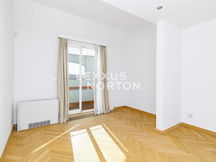 Pronájem bytu 5+1 286 m² - foto 7
