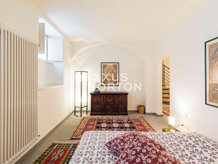 Pronájem bytu 2+1 73 m² - foto 3