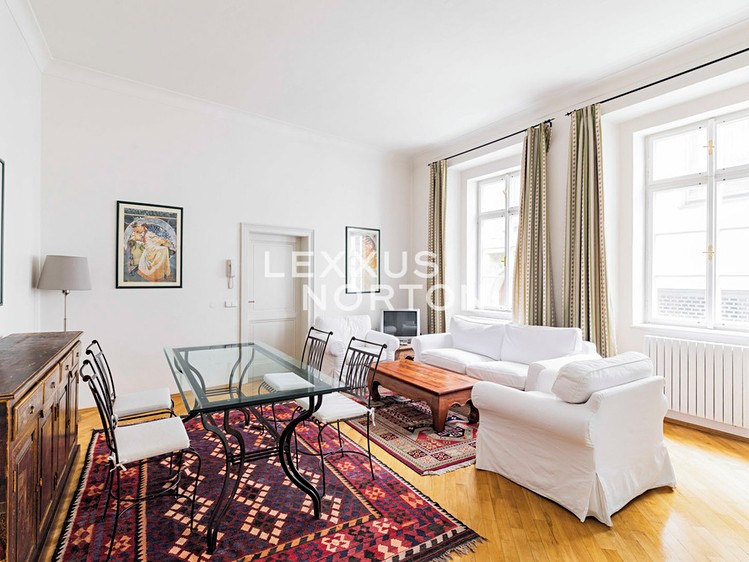 Pronájem bytu 2+1 73 m² - foto 5