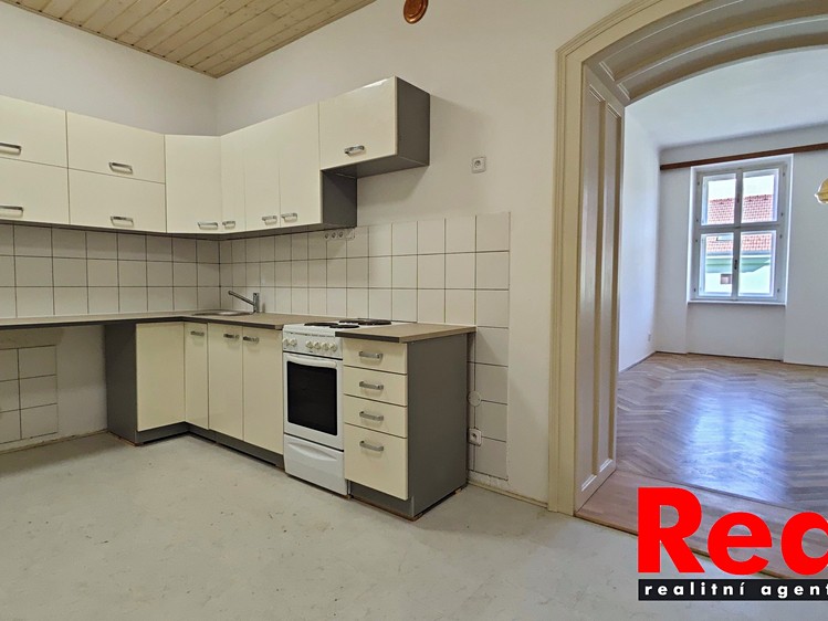 Pronájem bytu 2+1 57 m² - foto 3
