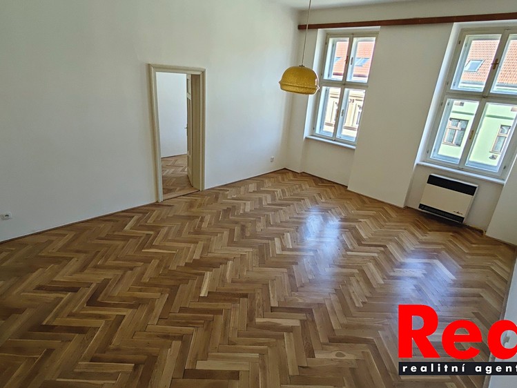 Pronájem bytu 2+1 57 m² - foto 5