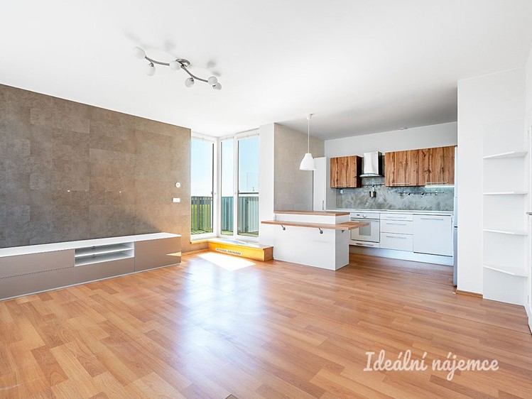Pronájem bytu 2+kk 54 m² - foto 2