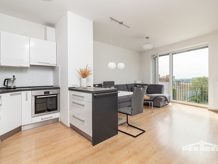 Pronájem bytu 2+kk 59 m² - foto 1