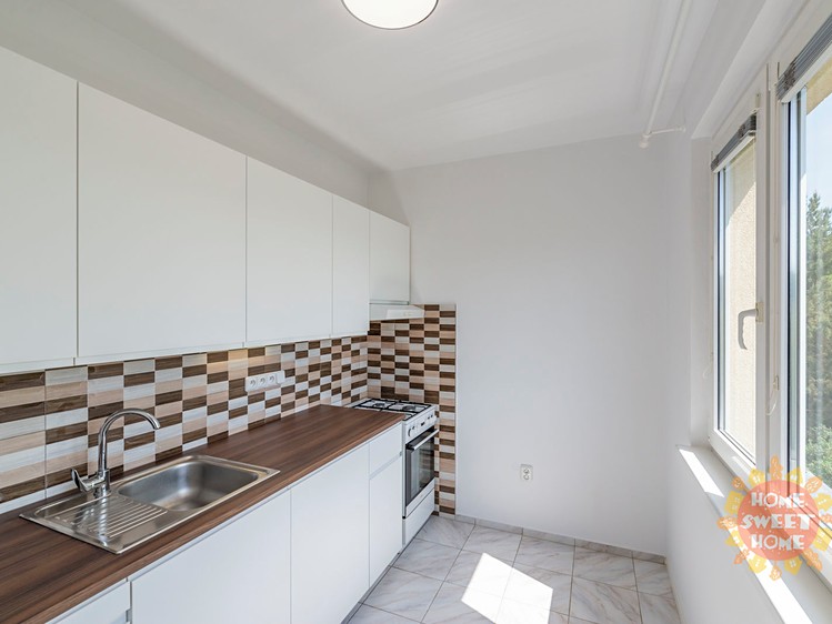 Pronájem bytu 2+1 54 m² - foto 2