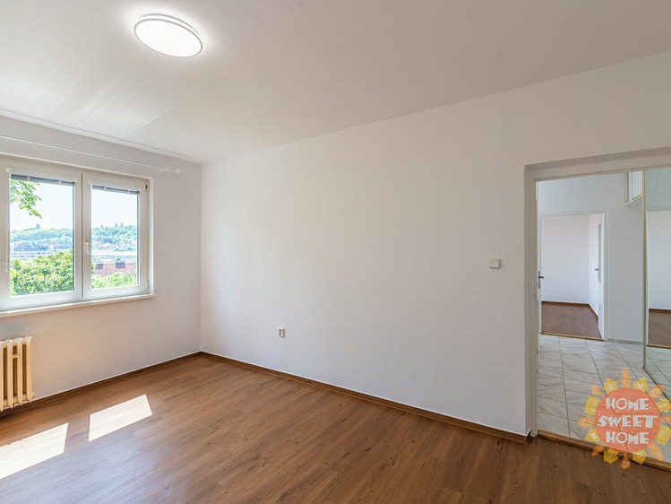 Pronájem bytu 2+1 54 m² - foto 8