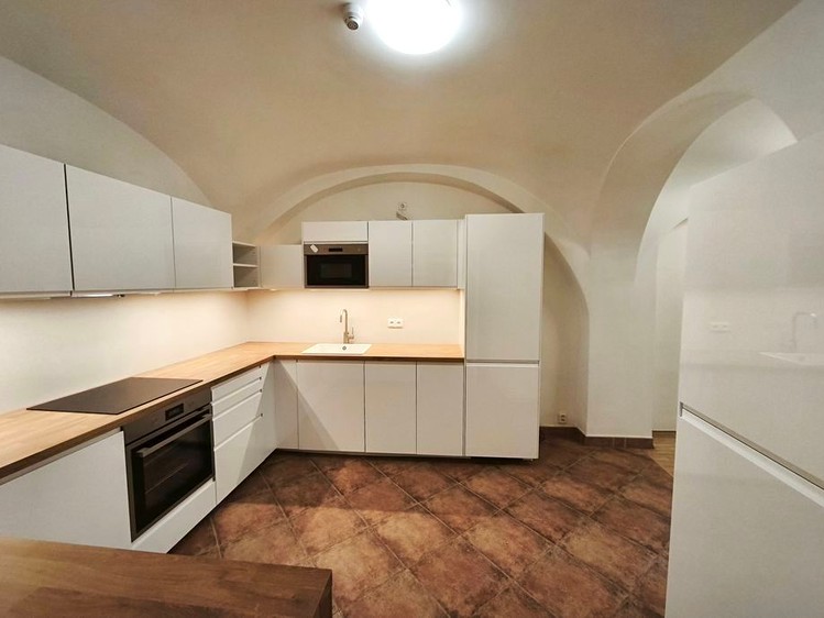 Pronájem bytu 2+1 65 m² - foto 5