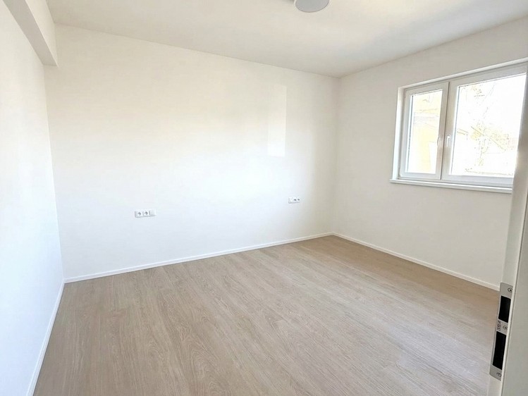 Pronájem bytu 2+kk 47 m² (Jednopodlažní) - foto 4