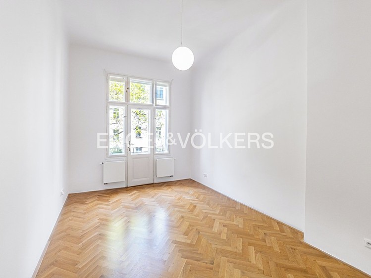 Pronájem bytu 4+1 140 m² - foto 6