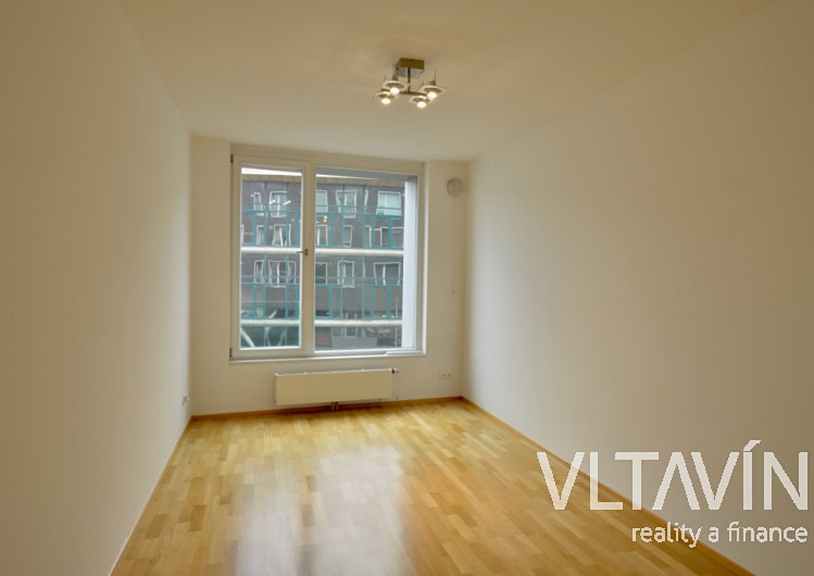 Pronájem bytu 2+kk 62 m² - foto 4