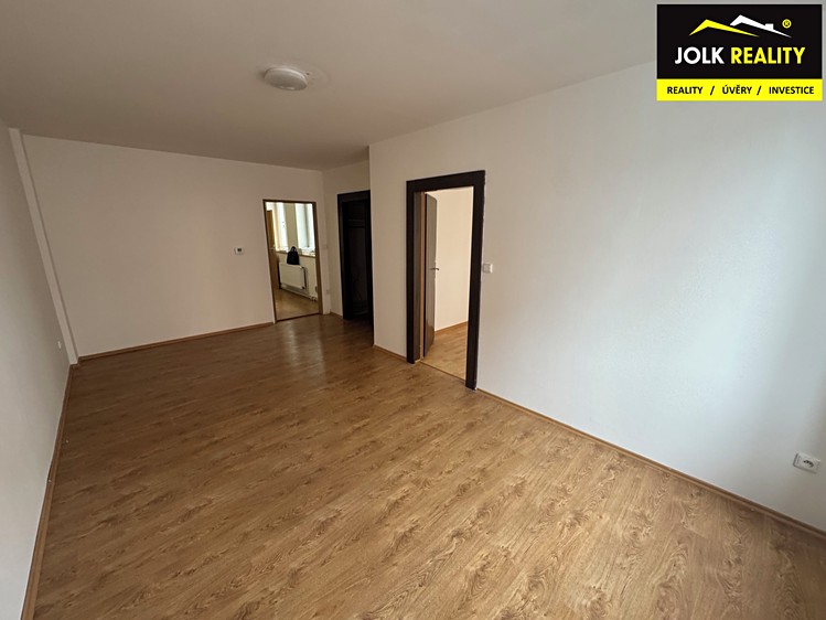 Pronájem bytu 2+1 58 m² - foto 3