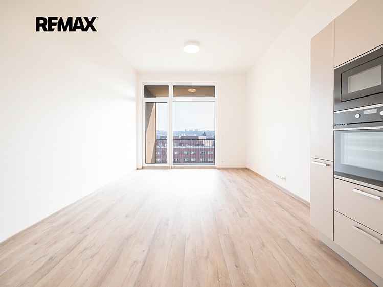 Pronájem bytu 2+kk 56 m² - foto 4