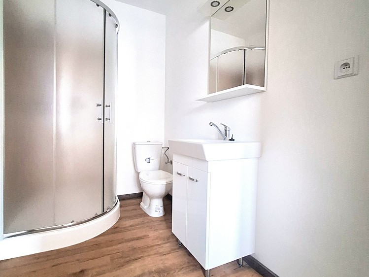 Pronájem bytu 1+kk 28 m² - foto 5