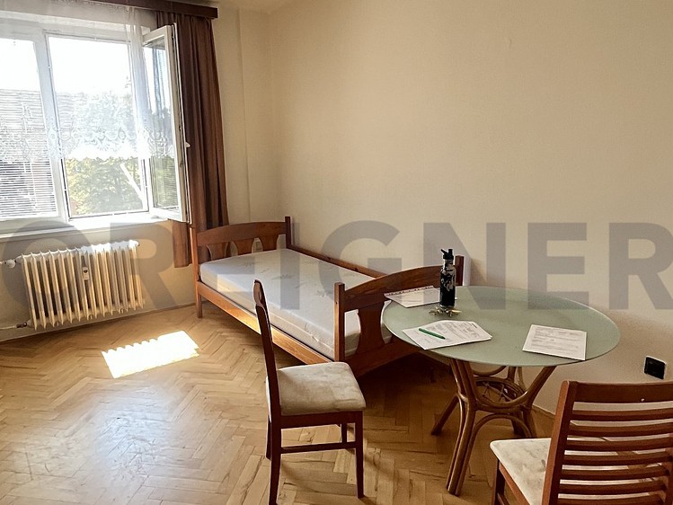 Pronájem bytu 2+1 52 m² - foto 1