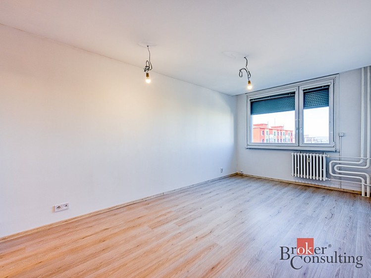 Pronájem bytu 2+kk 44 m² - foto 8
