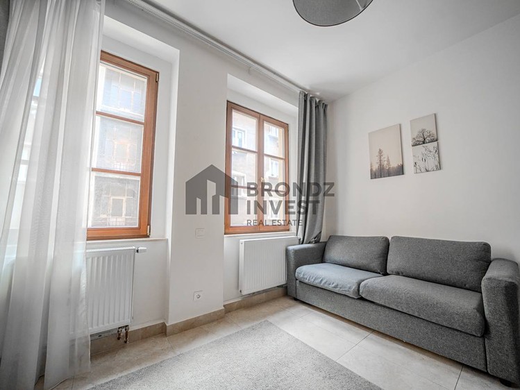 Pronájem bytu 1+kk 20 m² - foto 3