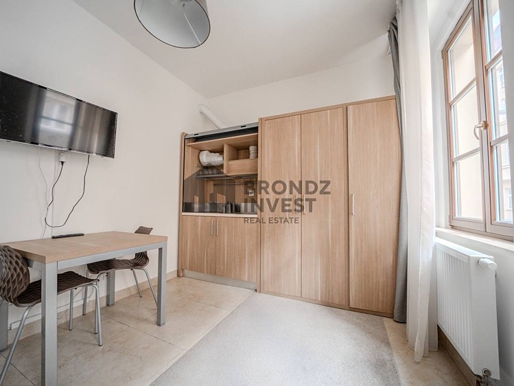 Pronájem bytu 1+kk 20 m² - foto 4