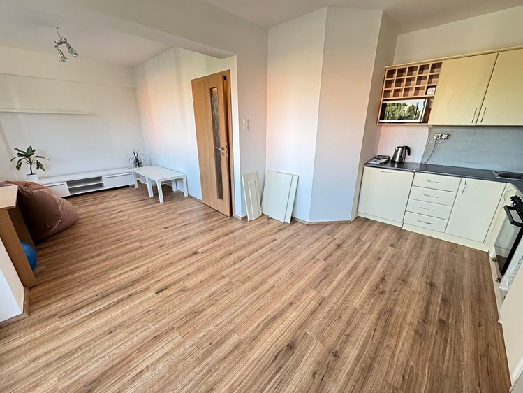 Pronájem bytu 3+kk 61 m² - foto 8