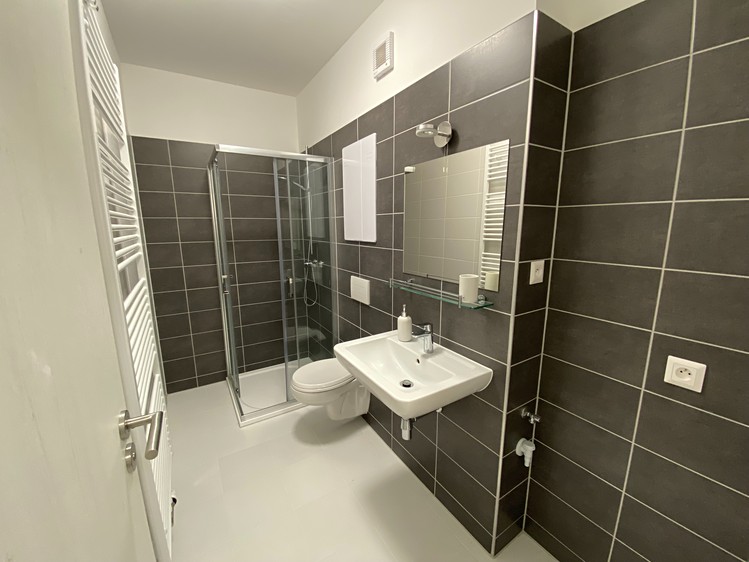 Pronájem bytu 1+kk 28 m² - foto 5