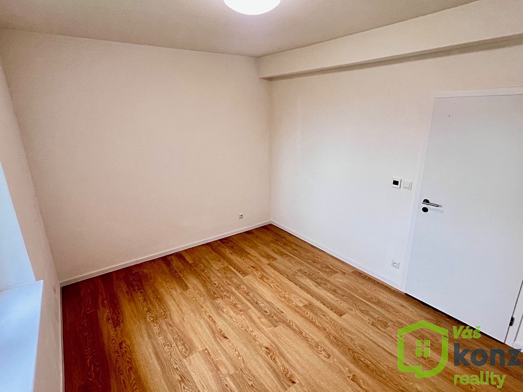 Pronájem bytu 2+kk 46 m² - foto 3